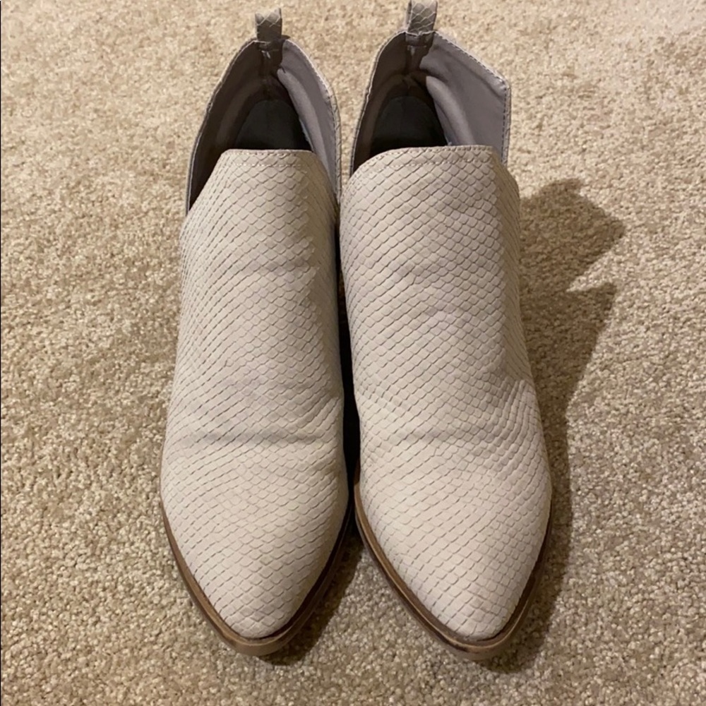 Booties - Picture 4 of 5